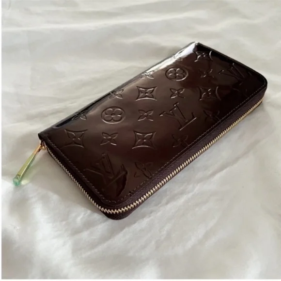 NWT Louis Vuitton Zippy Wallet Monogram Vernis, Amarante - Picture 3 of 15